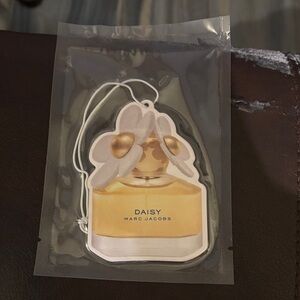 Marc Jacobs Daisy Floral Air Freshener